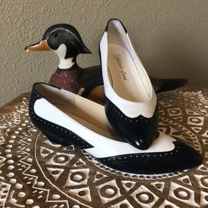 Oxford Navy & White wedge heel flats Size 7M